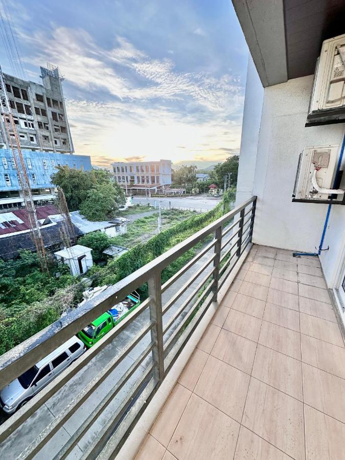 3 Smart Condominium In Cagayan De Oro City מראה חיצוני תמונה